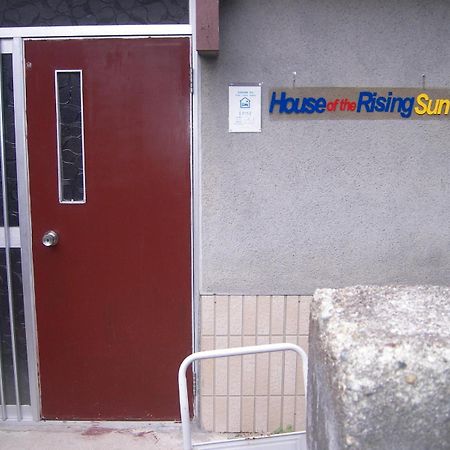 House Of The Rising Sun Hotel Takatsuki Buitenkant foto
