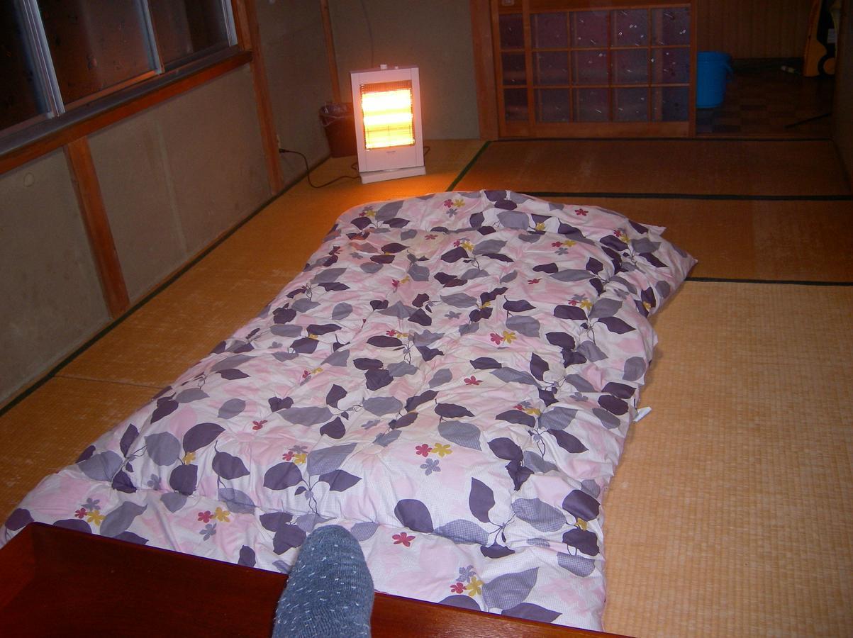 House Of The Rising Sun Hotel Takatsuki Buitenkant foto